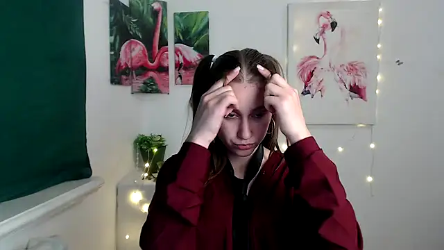 Milka kamila online show from October 2025 02:02:02 PM