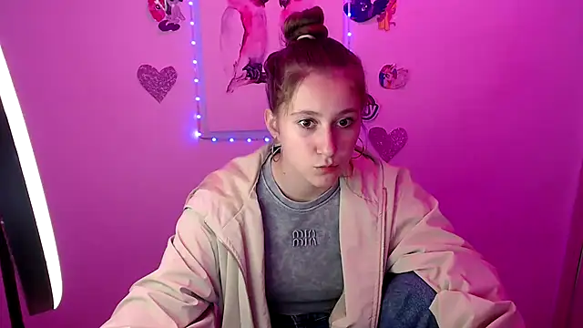 Milka kamila online show from September 2025 12:33:02 PM