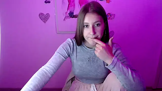 Milka kamila online show from September 2025 12:12:01 PM