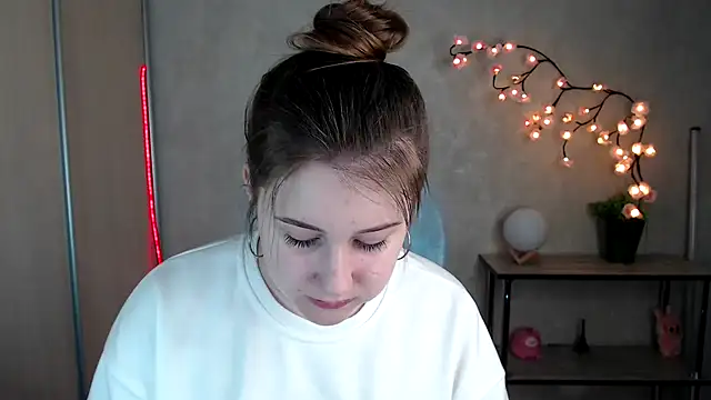 Milka kamila online show from May 2026 12:41:02 PM