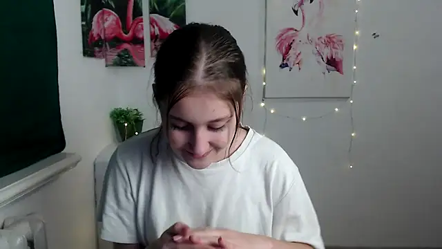 Milka kamila online show from October 2025 01:00:01 PM