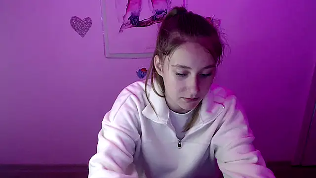 Milka kamila online show from September 2025 02:32:02 PM