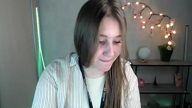 Milka kamila online show from May 2026 01:20:01 PM