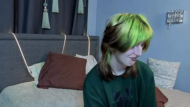 KandraCruser online show from September 2025 08:15:01 PM