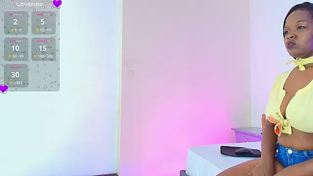 Snapshot of DARELYN_REED_ chatting on October 2025 07:55:02 PM DARELYN REED online show from October 2025 07:55:02 PM