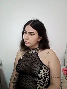 ApenasLys online show from October 2025 12:21:02 AM