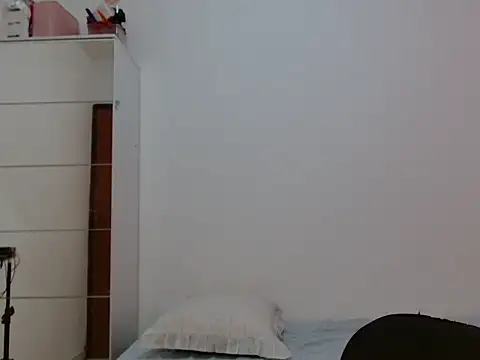 Snapshot of ApenasLys chatting on July 2026 01:56:02 AM ApenasLys online show from July 2026 01:56:02 AM