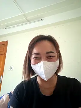 Thuhien20 online show from September 2025 06:45:02 AM