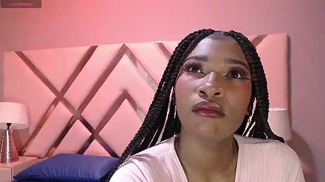 Snapshot of SophiaBloss chatting on September 2025 03:32:02 AM SophiaBloss online show from September 2025 03:32:02 AM
