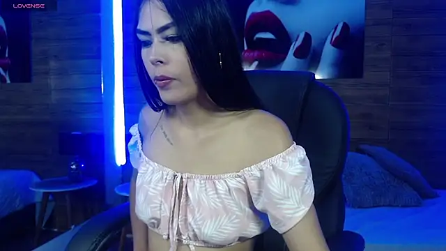 kiityvall19 online show from September 2025 01:00:01 PM