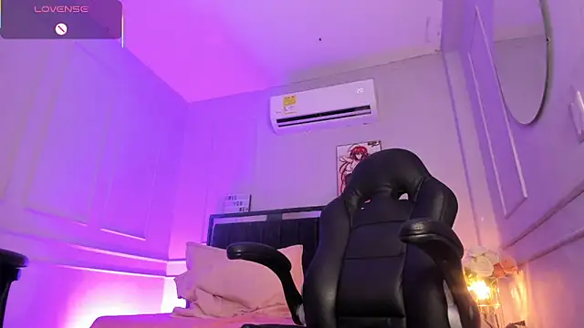 Snapshot of Catalleya_flower chatting on February 2026 08:10:01 PM Catalleya flower online show from February 2026 08:10:01 PM