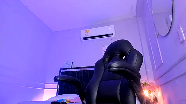 Catalleya flower online show from December 2025 08:04:02 PM