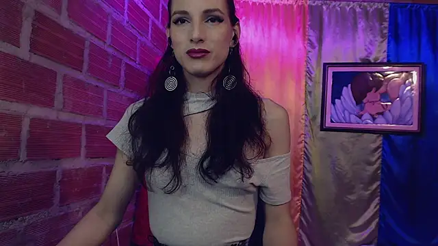 Snapshot of Moira-Hot chatting on November 2025 07:06:01 PM Moira-Hot online show from November 2025 07:06:01 PM