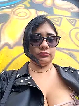 Monse--145 online show from October 2025 09:16:02 PM