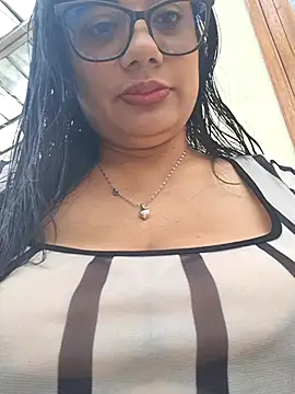 Monse--145 online show from December 2025 02:52:01 PM