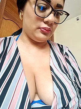 Monse--145 online show from March 2026 07:10:02 PM