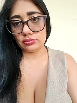 Monse--145 online show from March 2026 07:18:01 PM