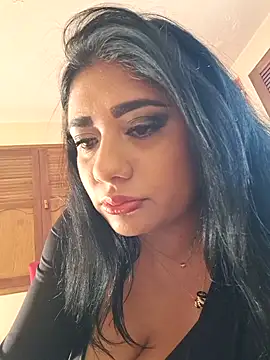 Monse--145 online show from December 2025 09:28:02 PM