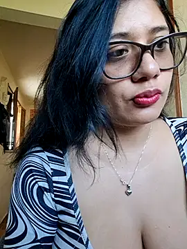 Monse--145 online show from September 2025 12:23:01 PM