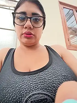 Monse--145 online show from November 2025 12:20:01 PM