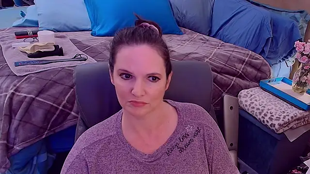 ninajaymes online show from September 2025 09:43:02 PM