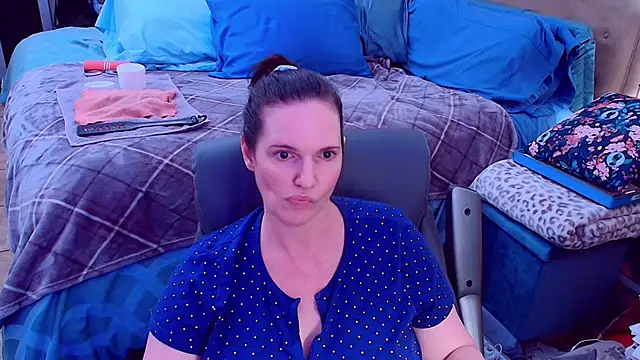 ninajaymes online show from February 2026 11:40:02 PM