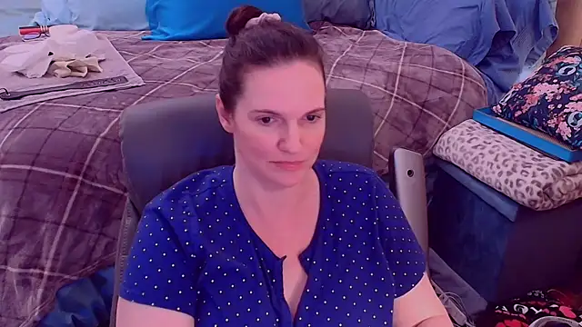 ninajaymes online show from December 2025 11:53:01 PM