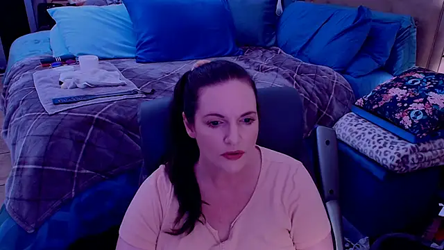 ninajaymes online show from May 2026 10:24:01 PM