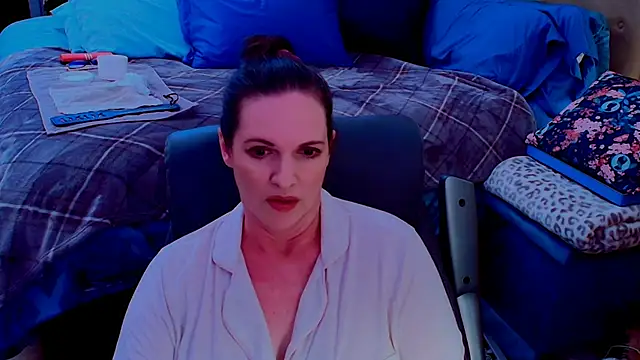 ninajaymes online show from July 2026 06:30:02 PM