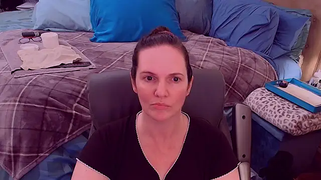 ninajaymes online show from December 2025 02:23:01 AM