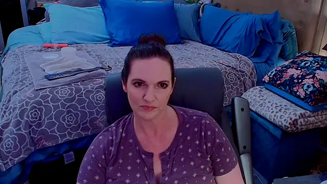 ninajaymes online show from June 2026 09:42:02 PM