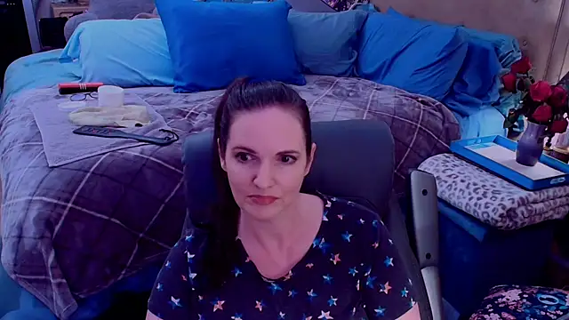 ninajaymes online show from April 2026 11:44:01 PM