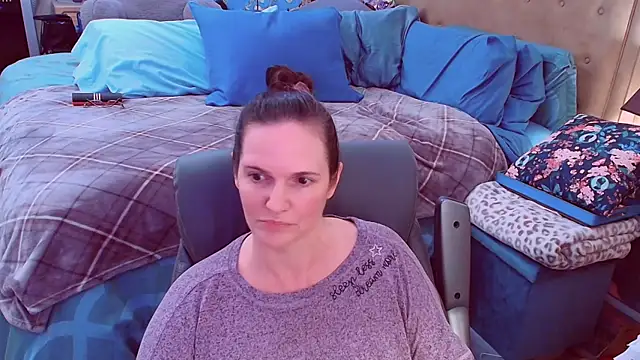 ninajaymes online show from February 2026 09:02:02 PM