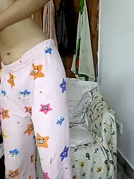 miss raavy online show from February 2026 09:39:02 AM