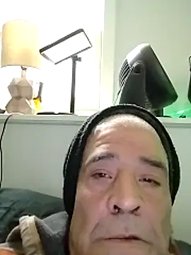 orcajaws52 online show from April 2026 03:31:01 PM