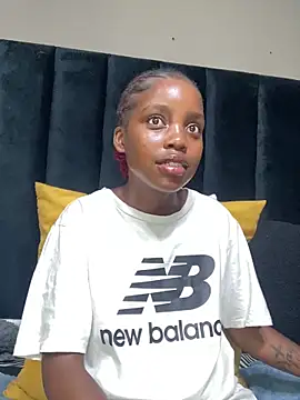 Littlebunny33 online show from March 2026 08:00:02 PM