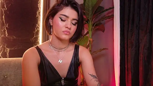 La Diabla 111  online show from October 2025 05:35:02 PM