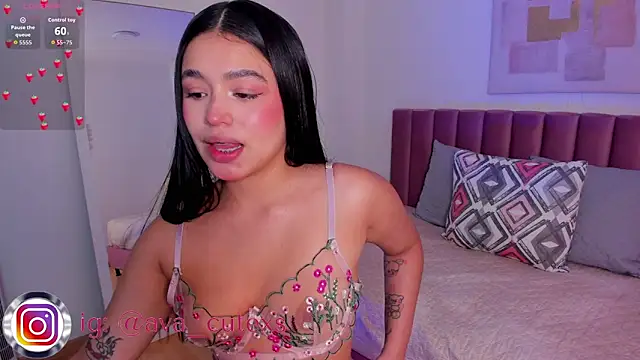 AvaScott  online show from October 2025 04:29:02 PM