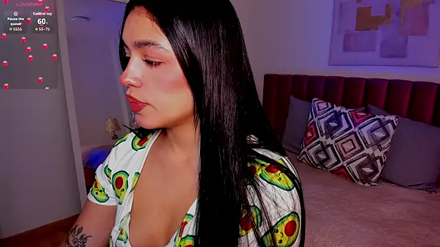 AvaScott  online show from October 2025 05:21:01 PM