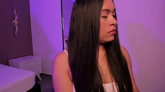 allie bruce online show from April 2026 02:41:01 AM