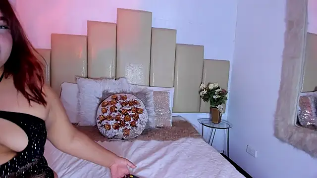 Rebeca jackson online show from October 2025 07:47:02 PM