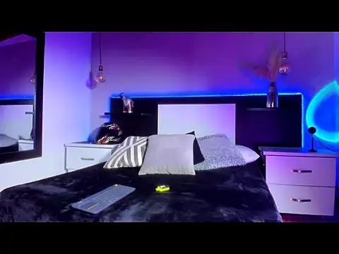 Snapshot of eriikjoness chatting on November 2025 07:14:02 PM eriikjoness online show from November 2025 07:14:02 PM