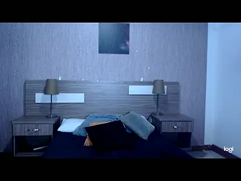 eriikjoness online show from September 2025 01:29:01 PM