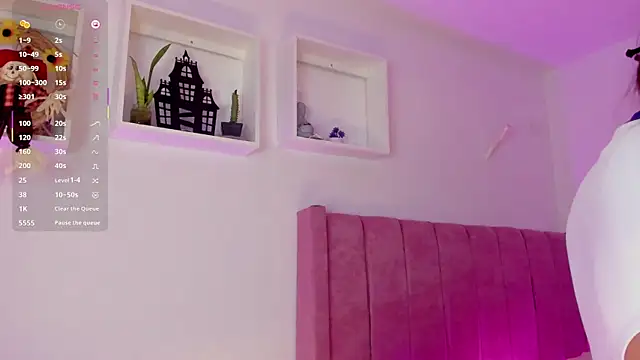 AliceThundeer online show from October 2025 04:09:01 AM