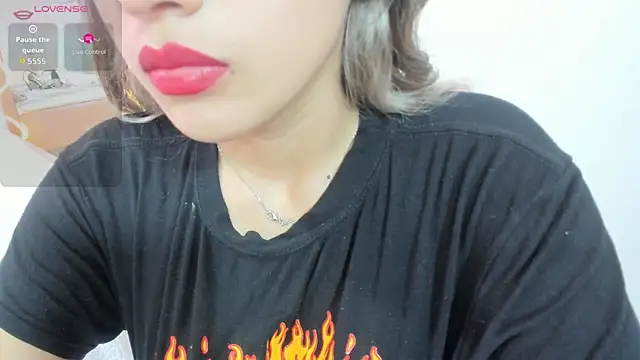 Kenndal tay online show from October 2025 07:37:02 PM