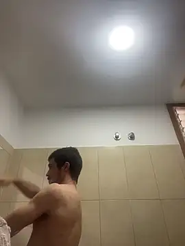 Elcanaarion29 online show from December 2025 10:38:02 AM