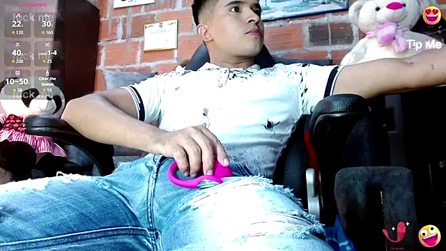 DayroDuran online show from June 2026 07:22:01 PM