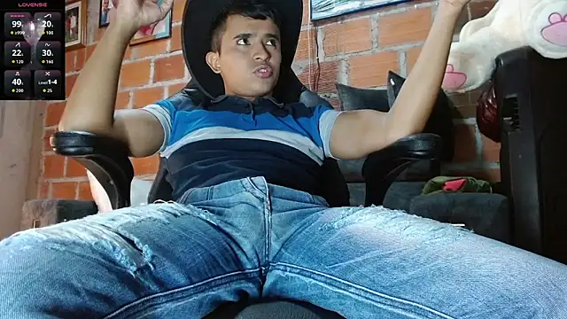 DayroDuran online show from February 2026 07:44:02 PM