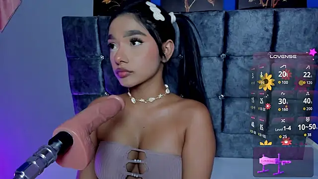 lau-hot online show from September 2025 09:21:02 PM