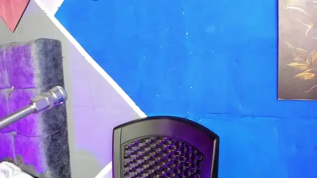 lau-hot online show from February 2026 08:06:02 PM